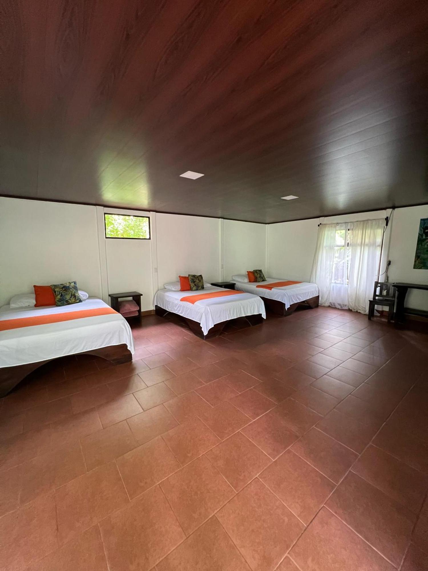 Hotel Catarata Rio Celeste 비자구아 외부 사진