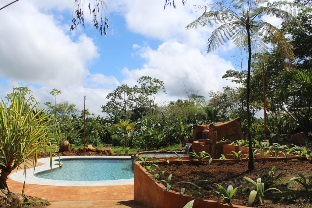 Hotel Catarata Rio Celeste 비자구아 외부 사진