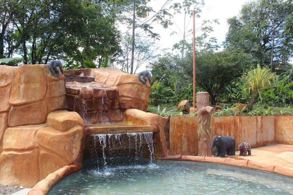 Hotel Catarata Rio Celeste 비자구아 외부 사진